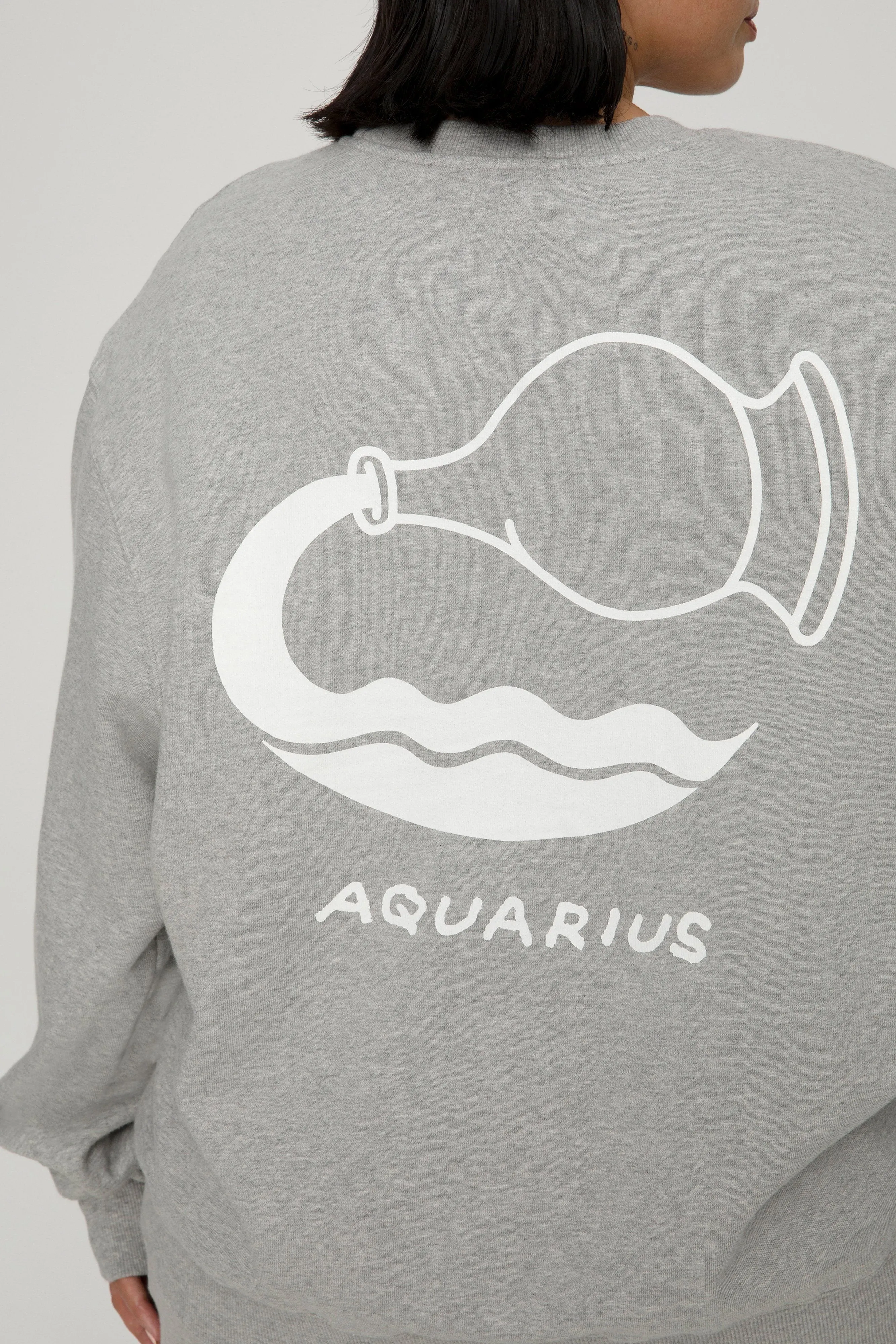 AQUARIUS BOYFRIEND SWEATSHIRT | AQUARIUS