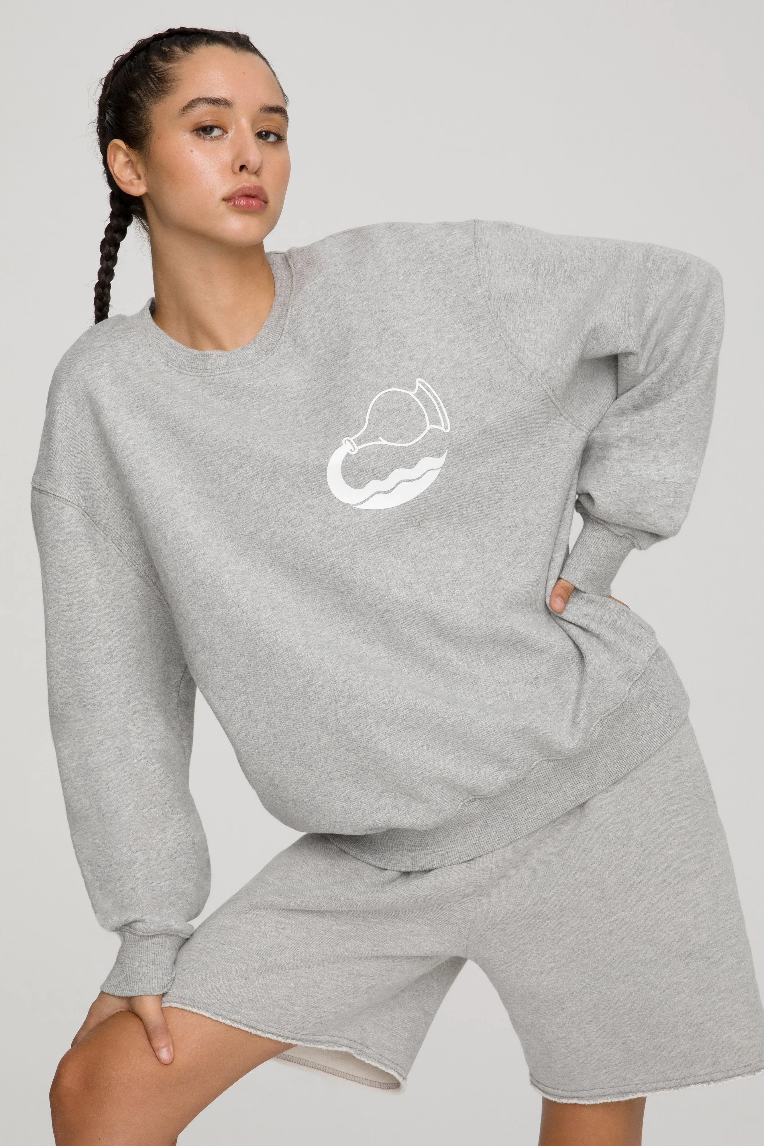 AQUARIUS BOYFRIEND SWEATSHIRT | AQUARIUS