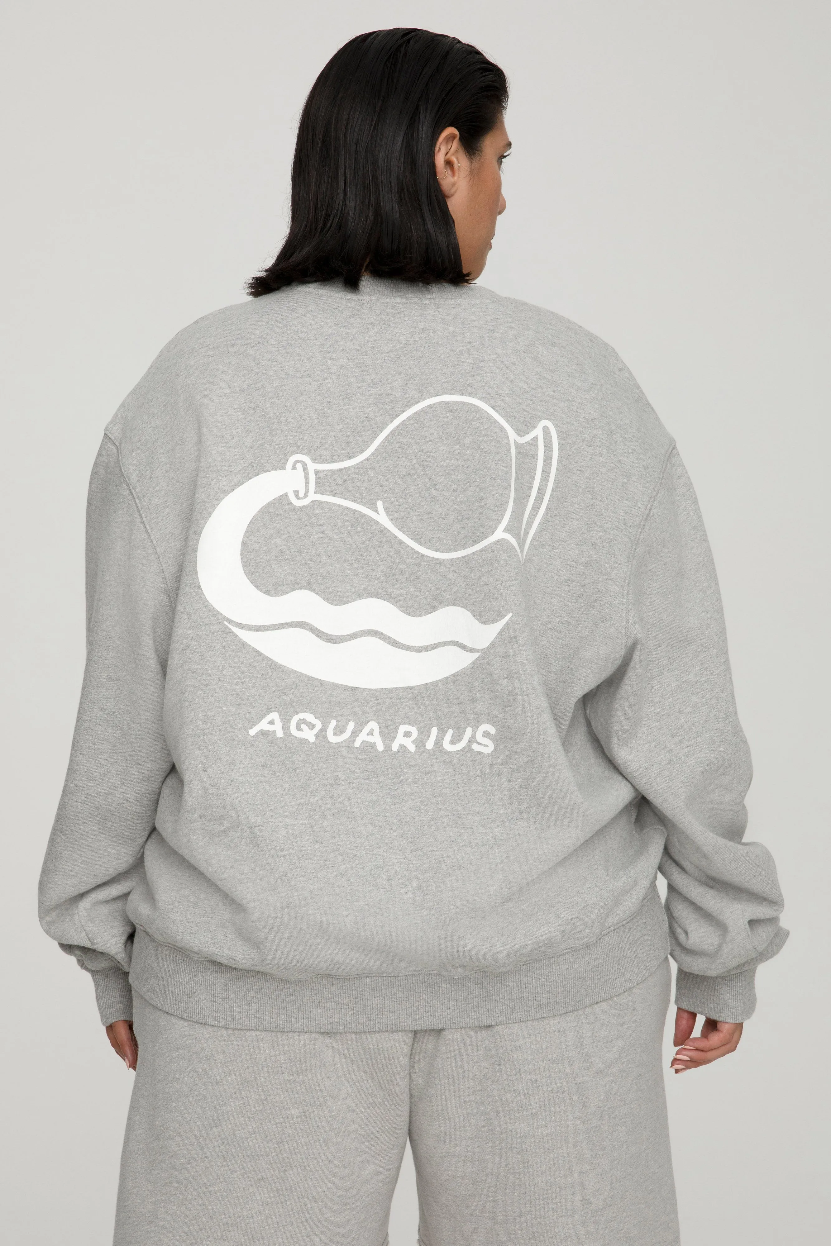 AQUARIUS BOYFRIEND SWEATSHIRT | AQUARIUS