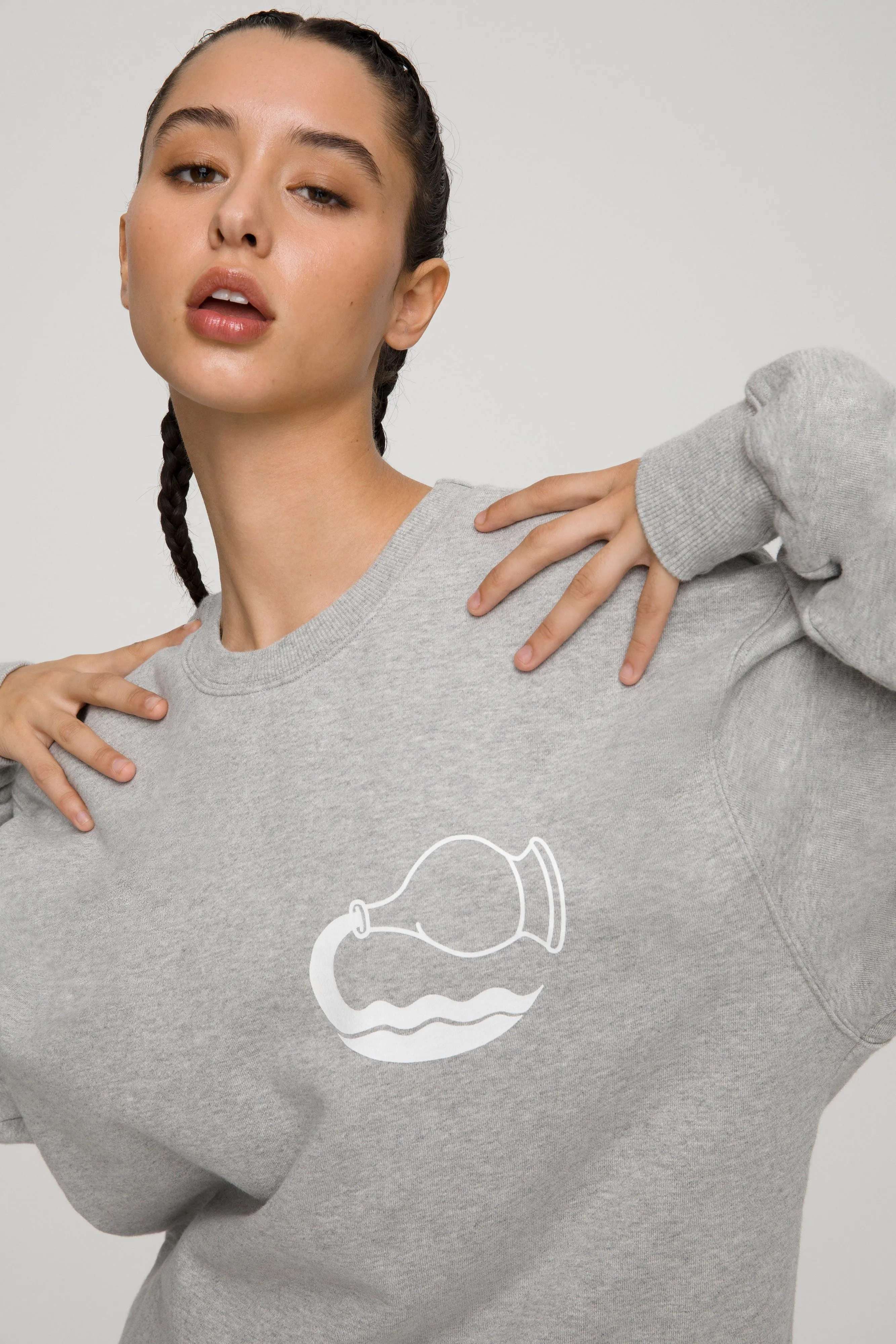 AQUARIUS BOYFRIEND SWEATSHIRT | AQUARIUS