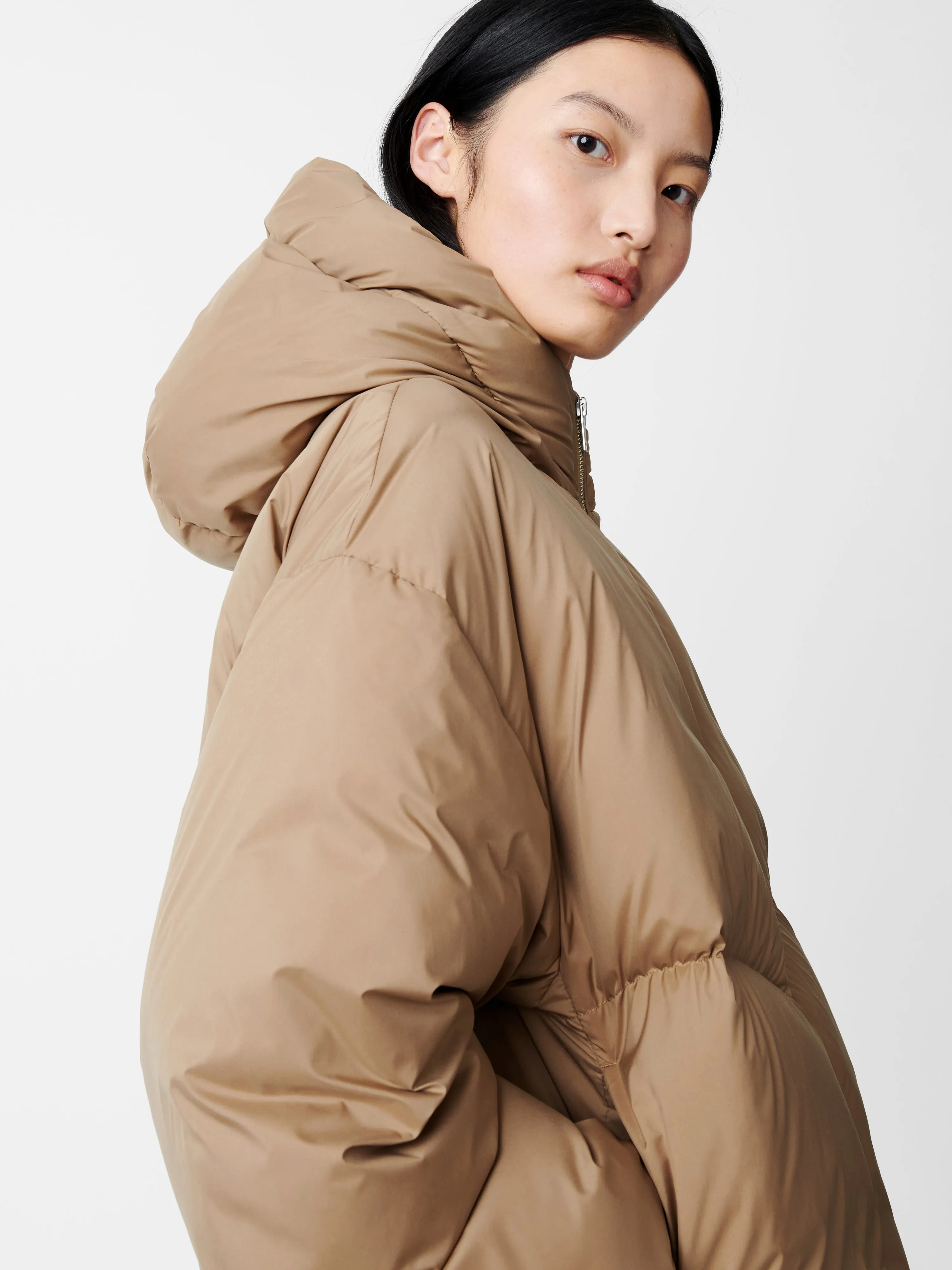 Dana Down Jacket in Beige