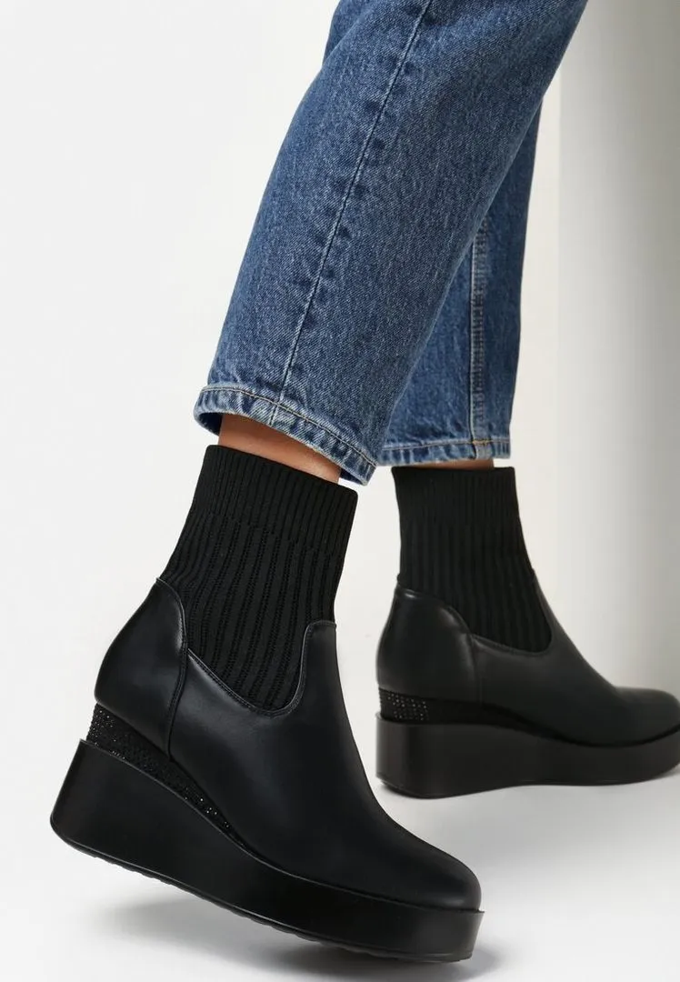 Lady Glory Black Wedge Boot faux leather