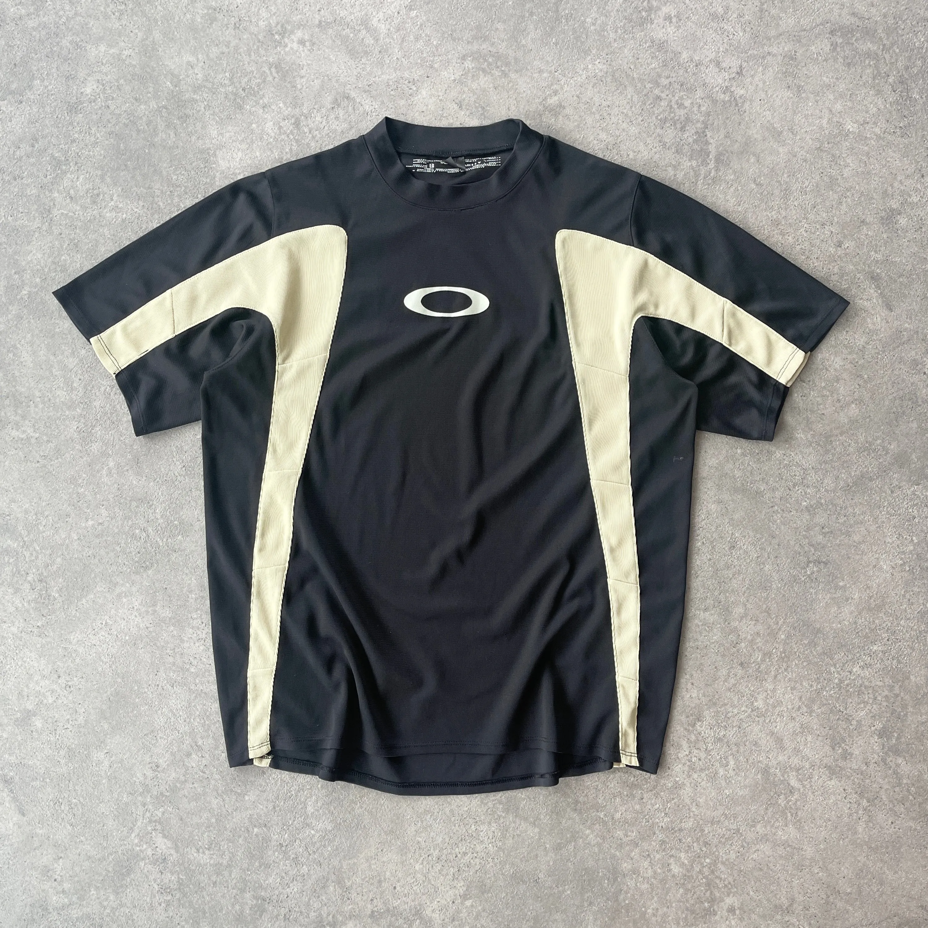 Oakley RARE 2006 technical nylon two tone t-shirt (L)