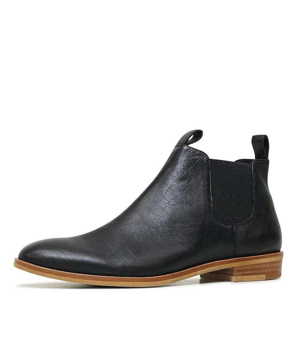 Wander Black/ Natural Heel Leather Chelsea Boots